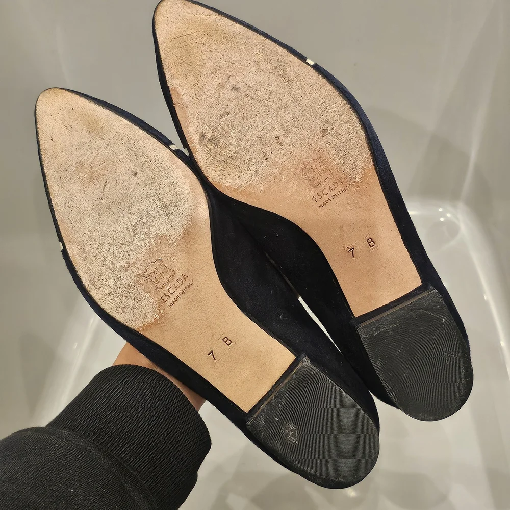 Vintage 90's ESCADA Navy & Cream Suede Flats